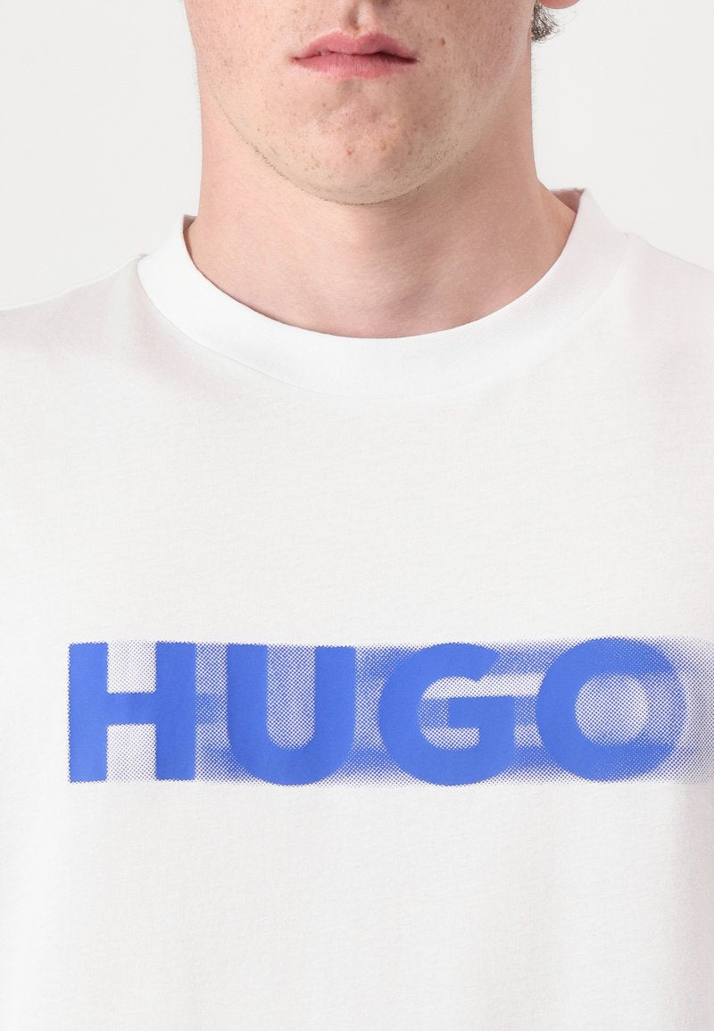 HUGO Cotton T-Shirt with Contemporary Blurred Logo Graphic