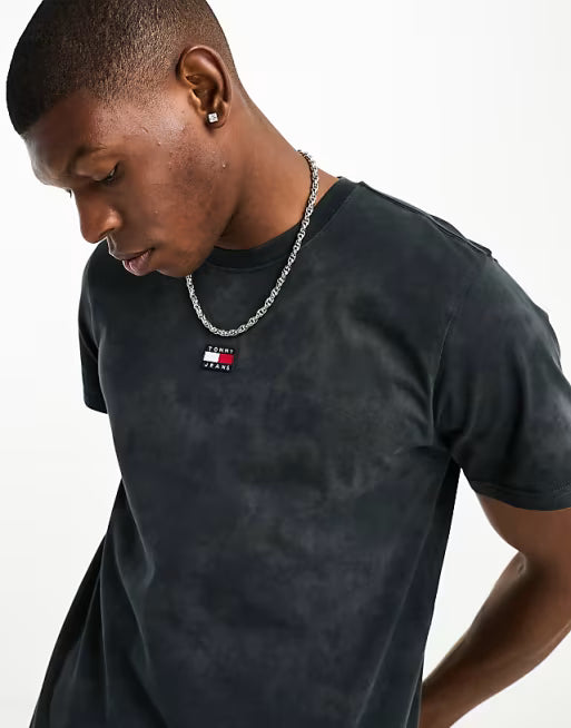 Tommy Jeans Men's Centered Flag Cloud-Wash T-Shirt - Charcoal