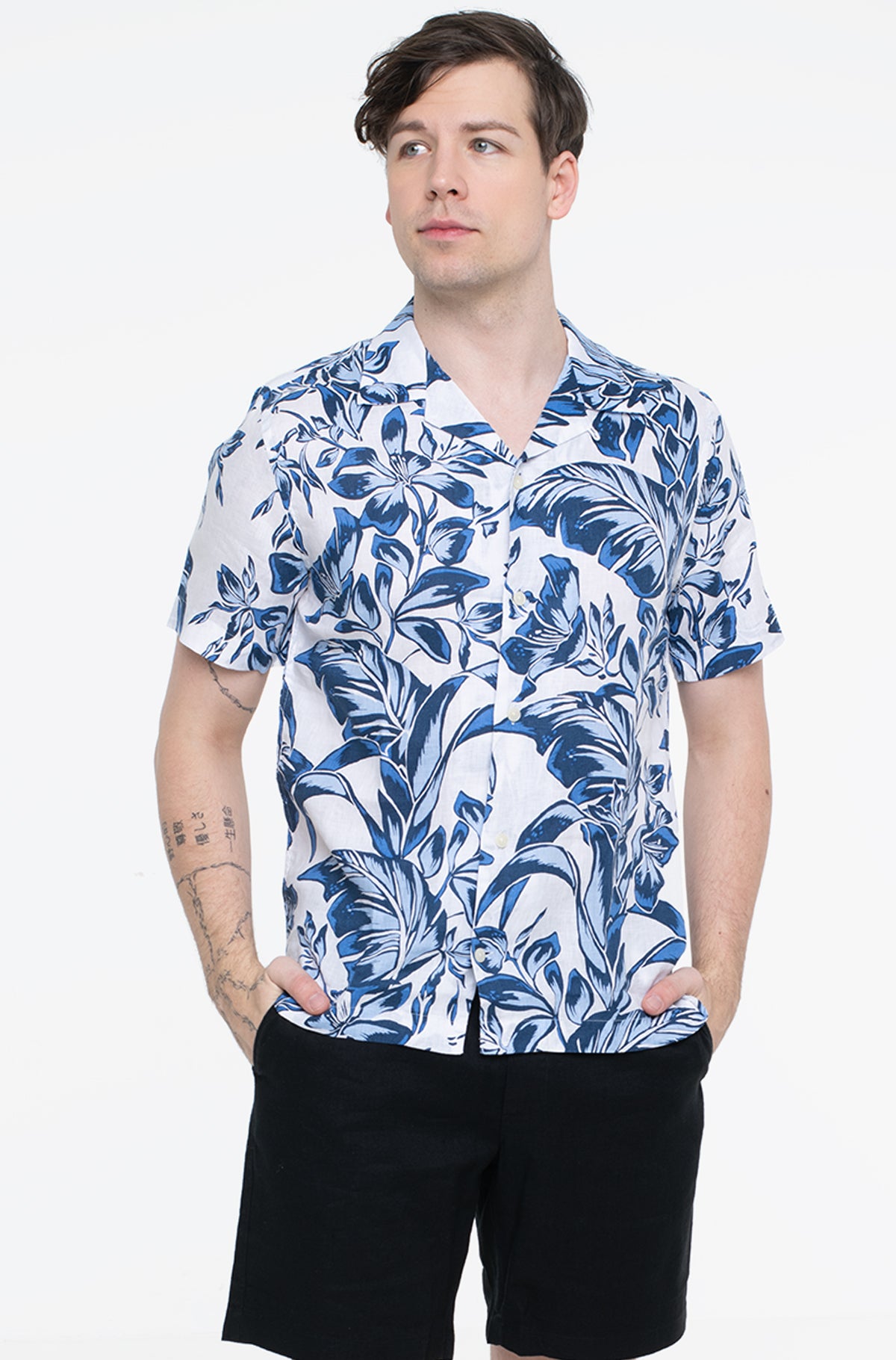 Tommy Hilfiger Tropical Floral Print Short-Sleeve Shirt