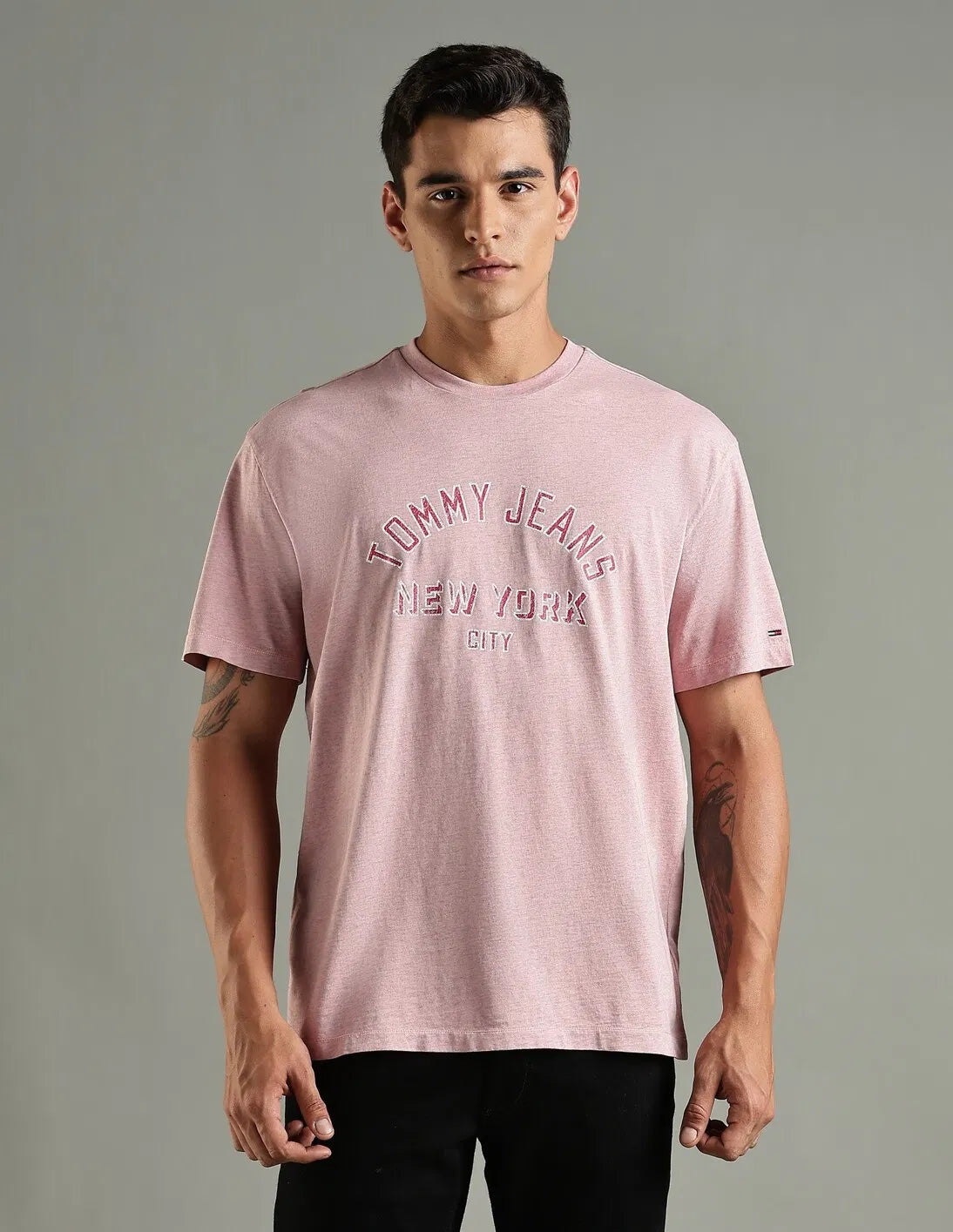Tommy Jeans Men's Varsity Arch Logo T-Shirt - Pastel Pink