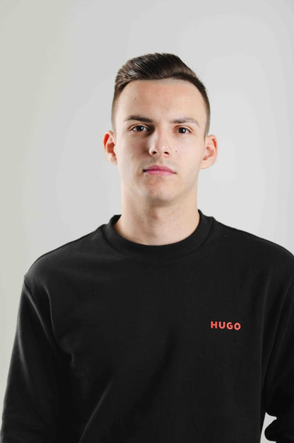 Hugo Boss Essential sweatshirt – Modern Trend