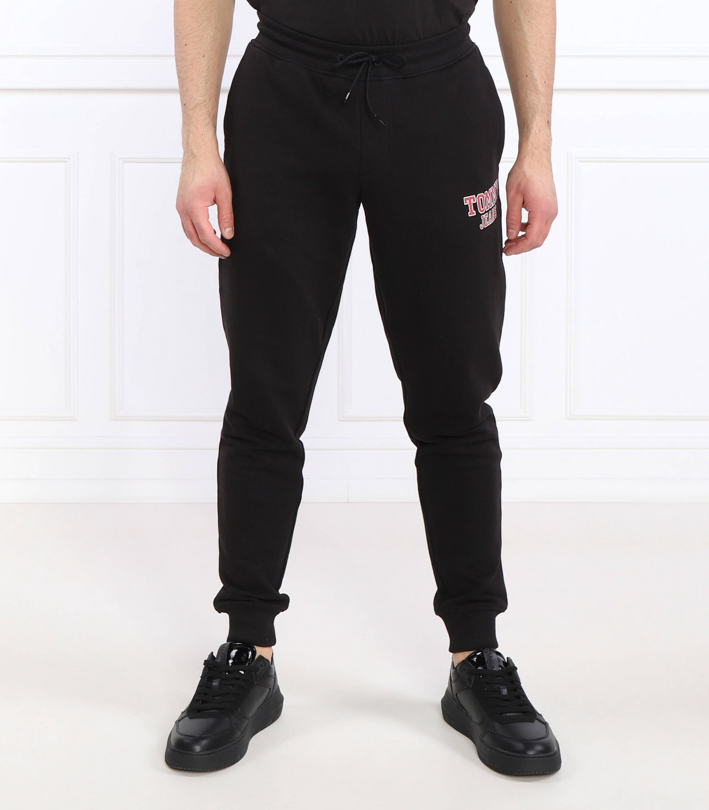 Tommy Jeans Essential Varsity Graphic Logo Joggers