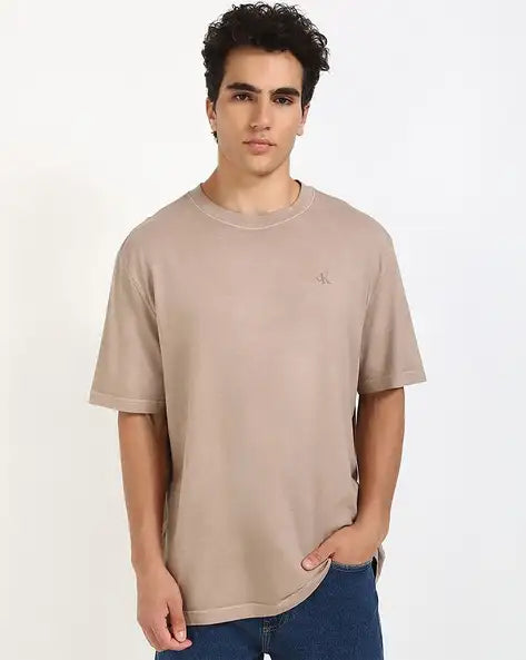 Calvin Klein Jeans Raised Logo Graphic T-Shirt