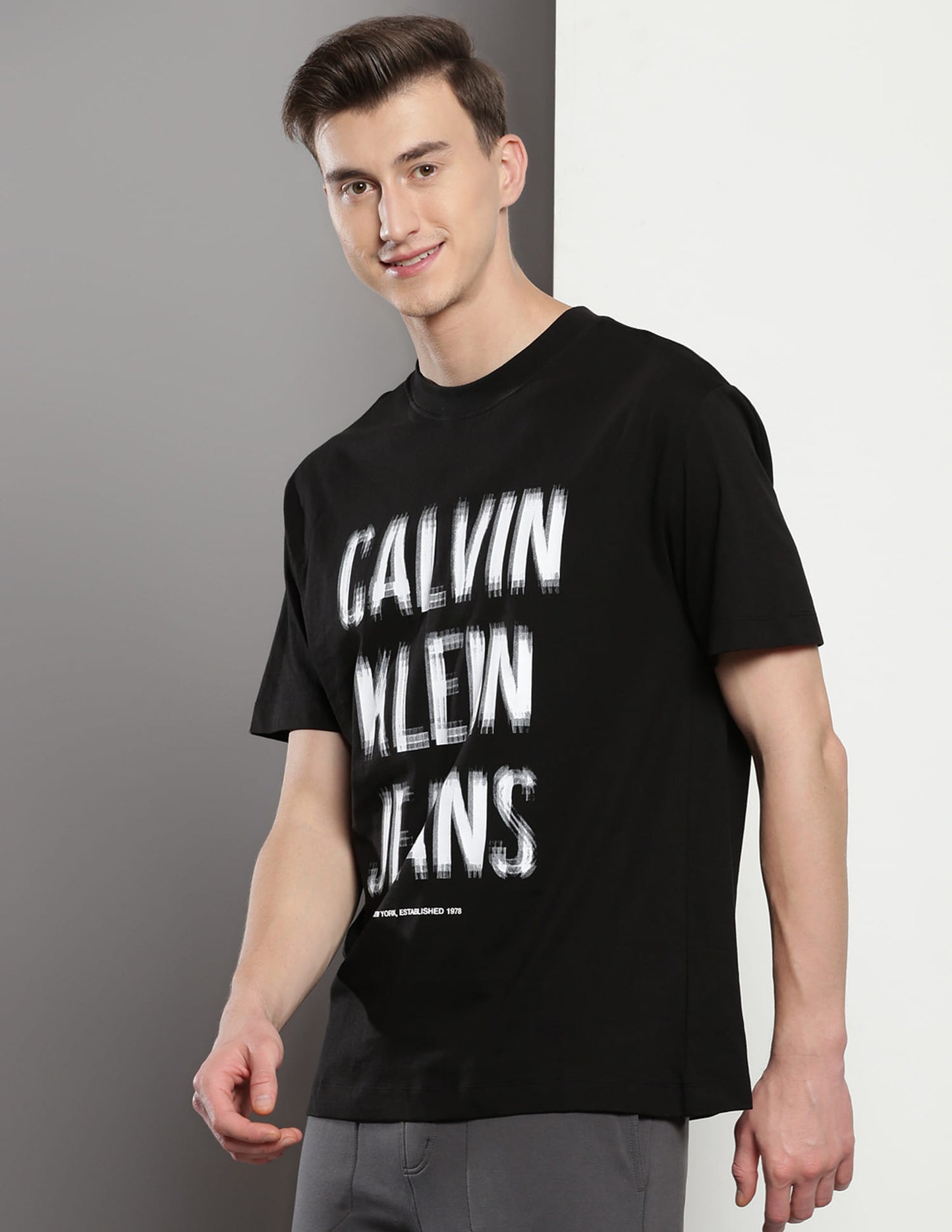 Calvin Klein Jeans distressed logo t-shirt