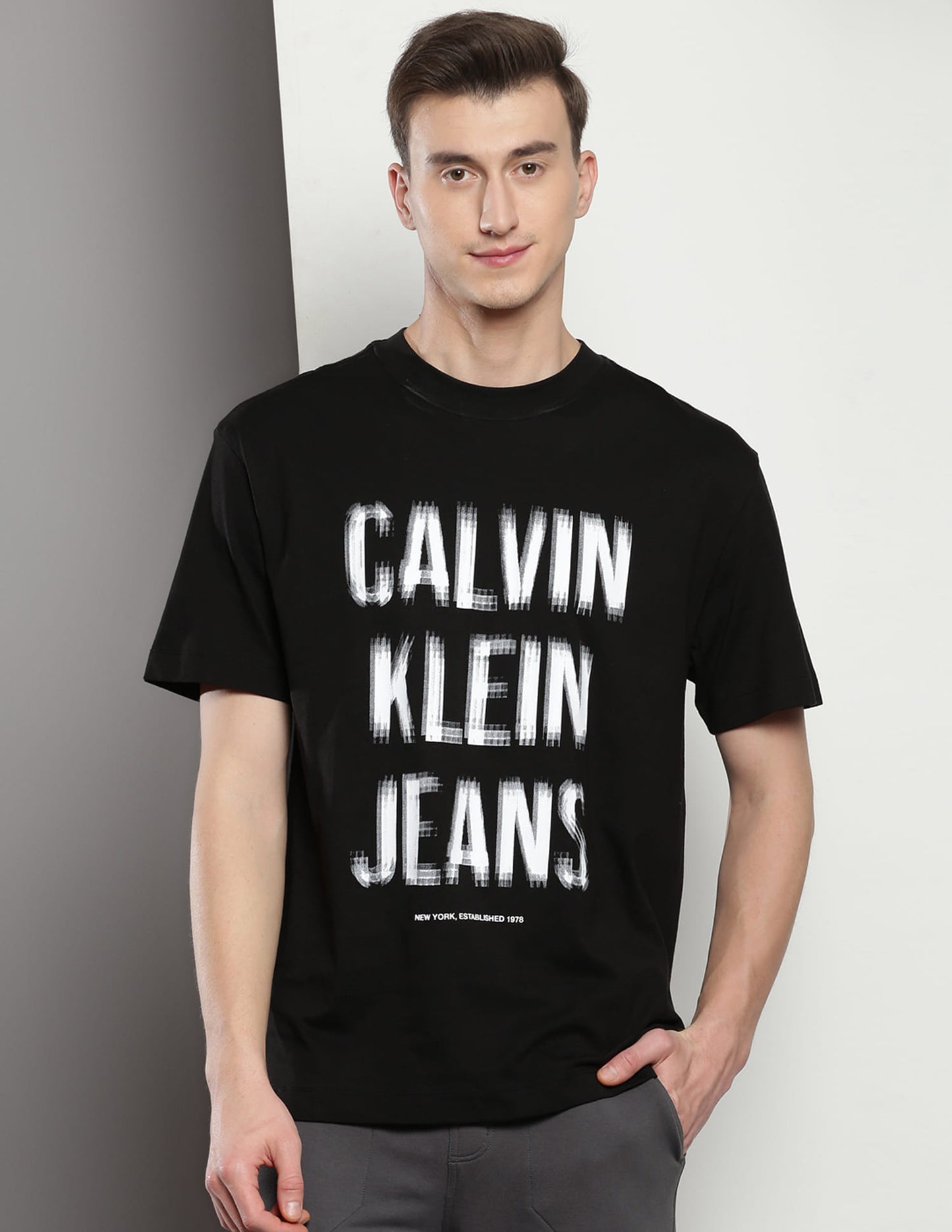 Calvin Klein Jeans distressed logo t-shirt