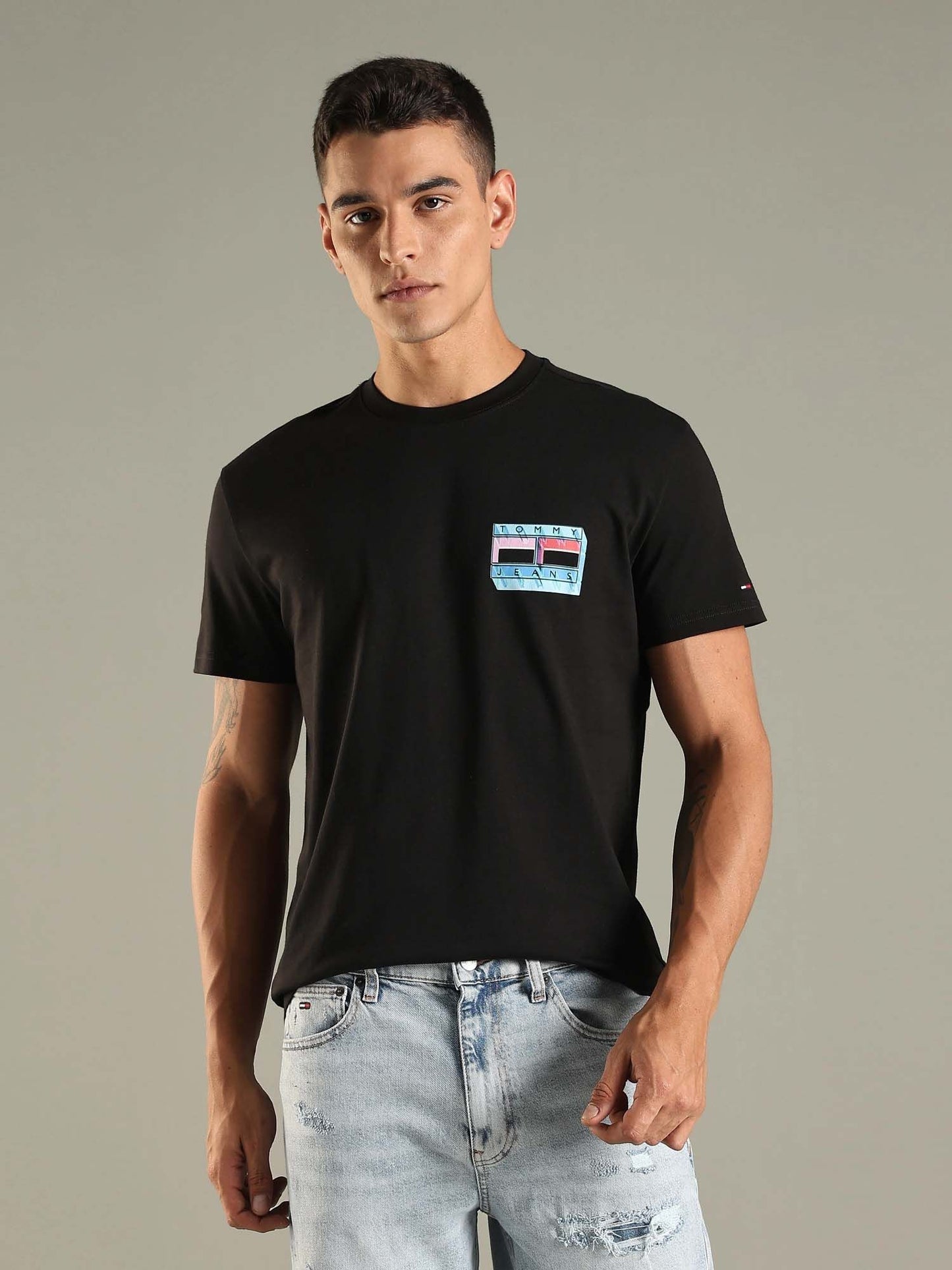 Tommy Jeans 3D Isometric Flag Graphic T-Shirt