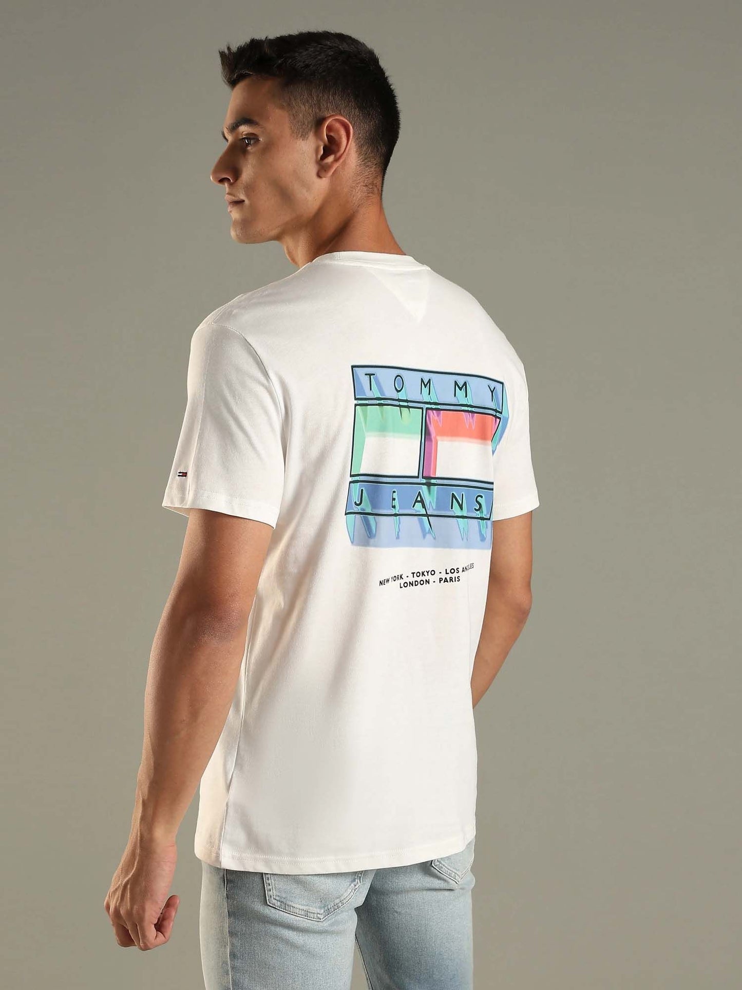 Tommy Jeans 3D Isometric Flag Graphic T-Shirt