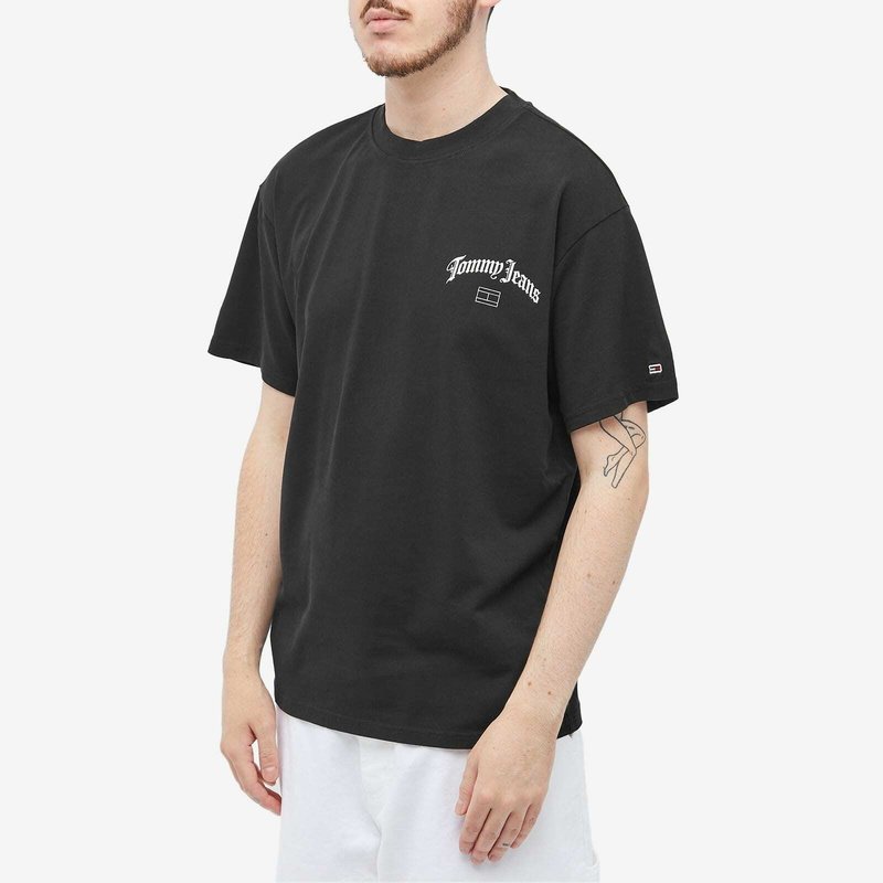 Tommy Jeans Gothic Script Logo Tee