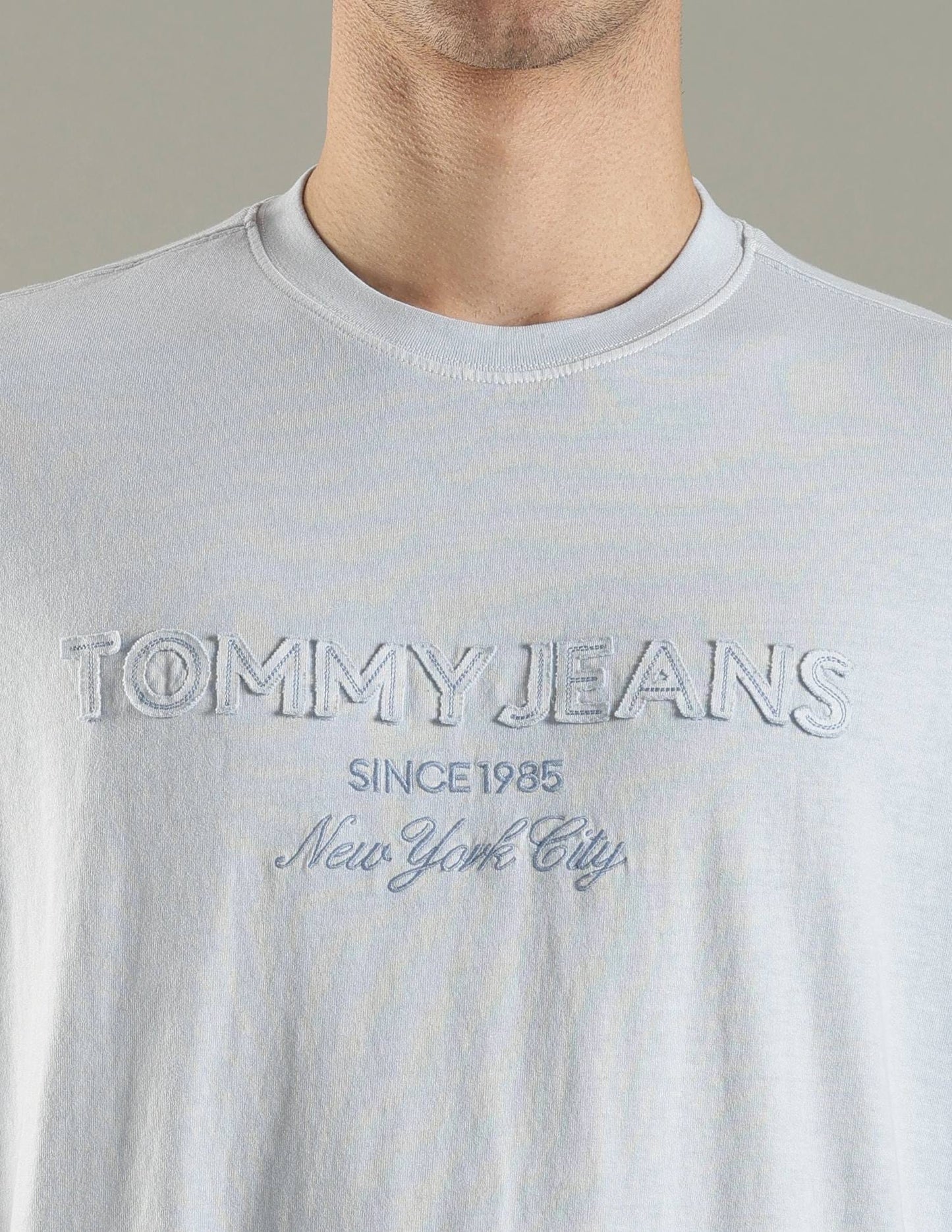 Men's Tommy Jeans Heritage Embroidered Crewneck Tee