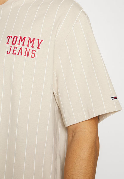 Tommy Jeans Heritage Crest Embroidered T-Shirt