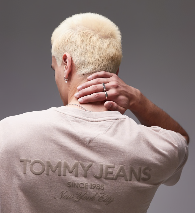 Tommy Jeans Heritage Graphic Logo T-Shirt