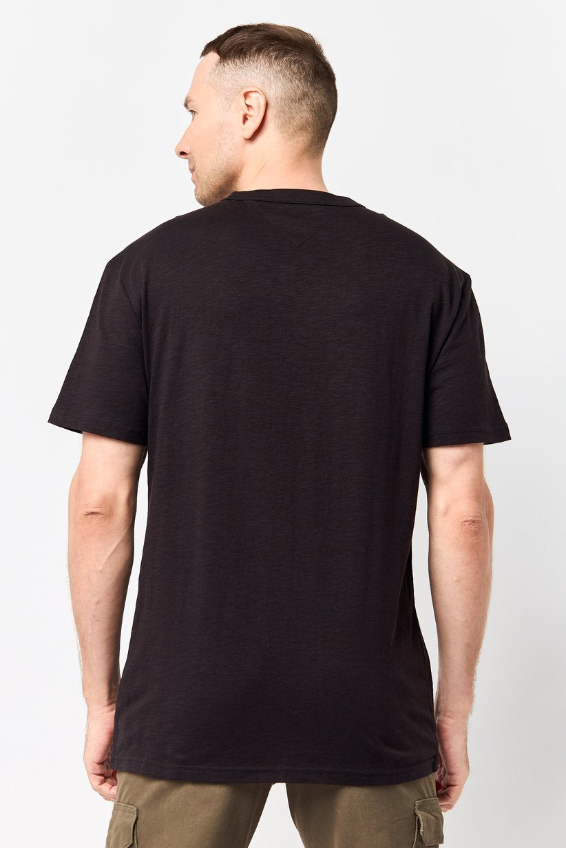 TOMMY JEANS Logo Tee