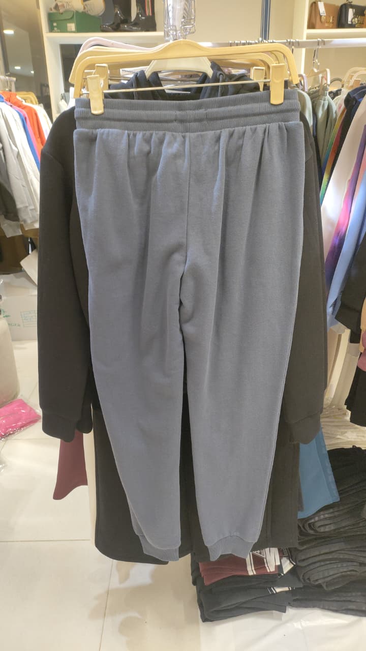 Guess women's sweatpants