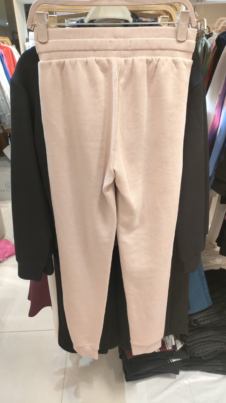 Guess women's sweatpants