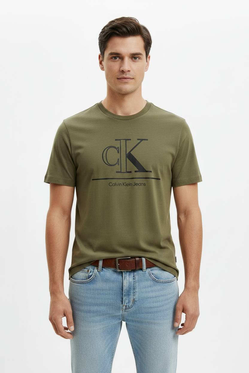Men's Designer T-Shirt with Large Ck Logo