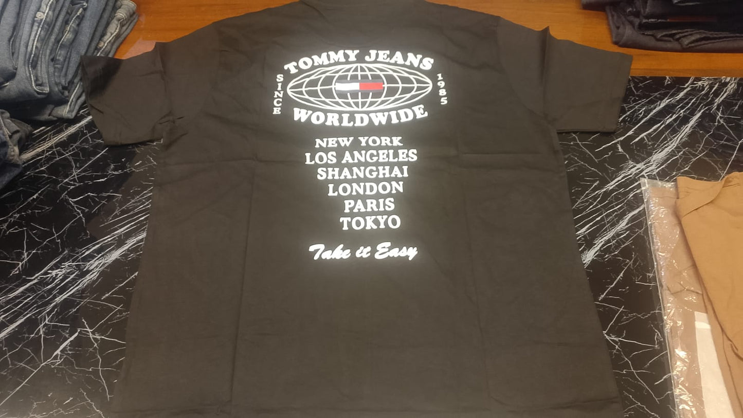 Tommy Jeans Worldwide Globe Graphic T-Shirt
