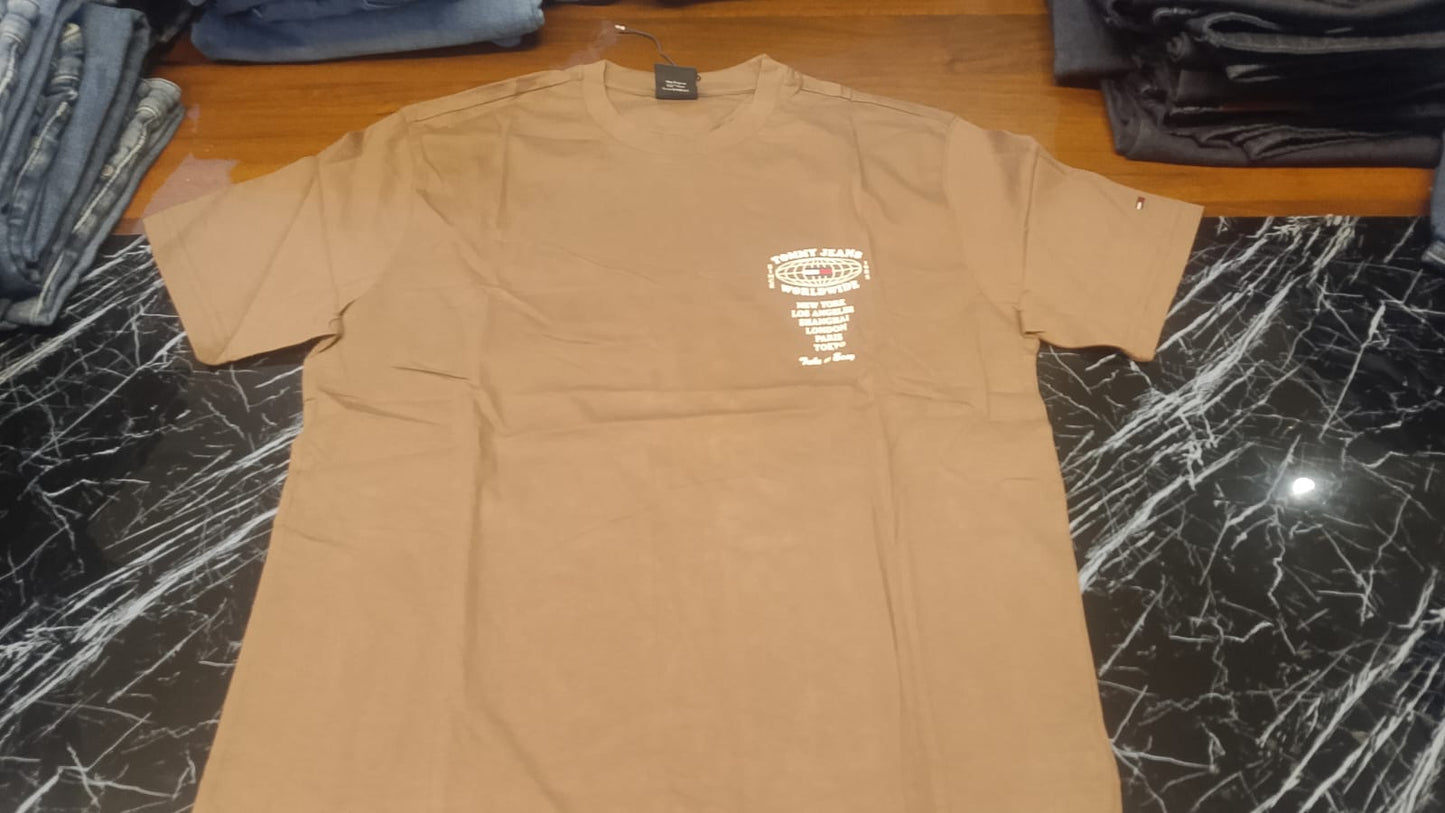 Tommy Jeans Worldwide Globe Graphic T-Shirt