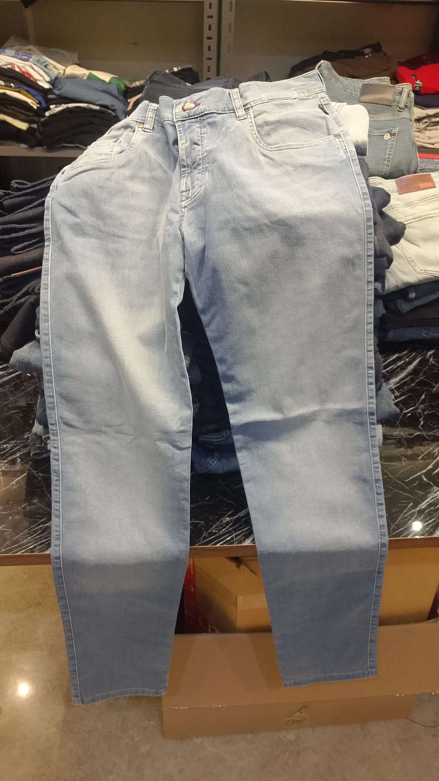 Bugatti Men's Modern Straight Stretch Denim Jeans
