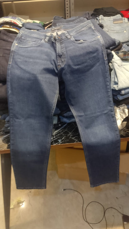 Bugatti Men's Modern Straight Stretch Denim Jeans