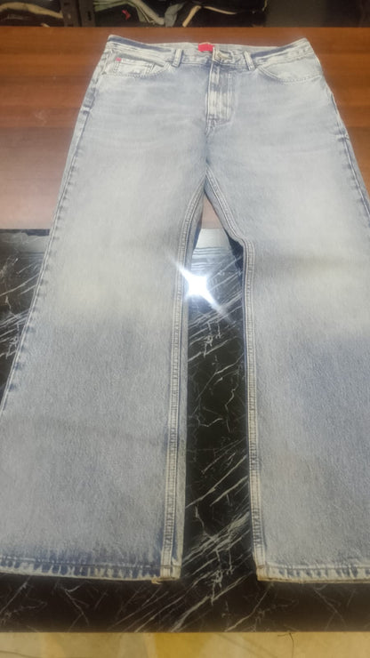 HUGO Men's Relaxed Fit Straight Leg Denim Jeans