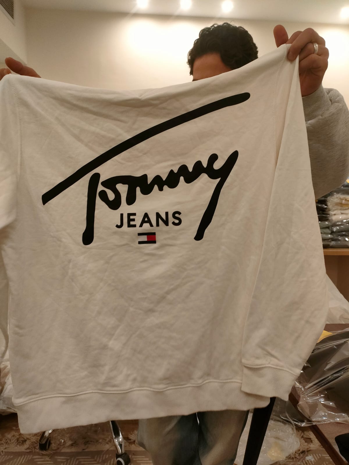 Tommy Jeans Essential Signature Logo Hoodie