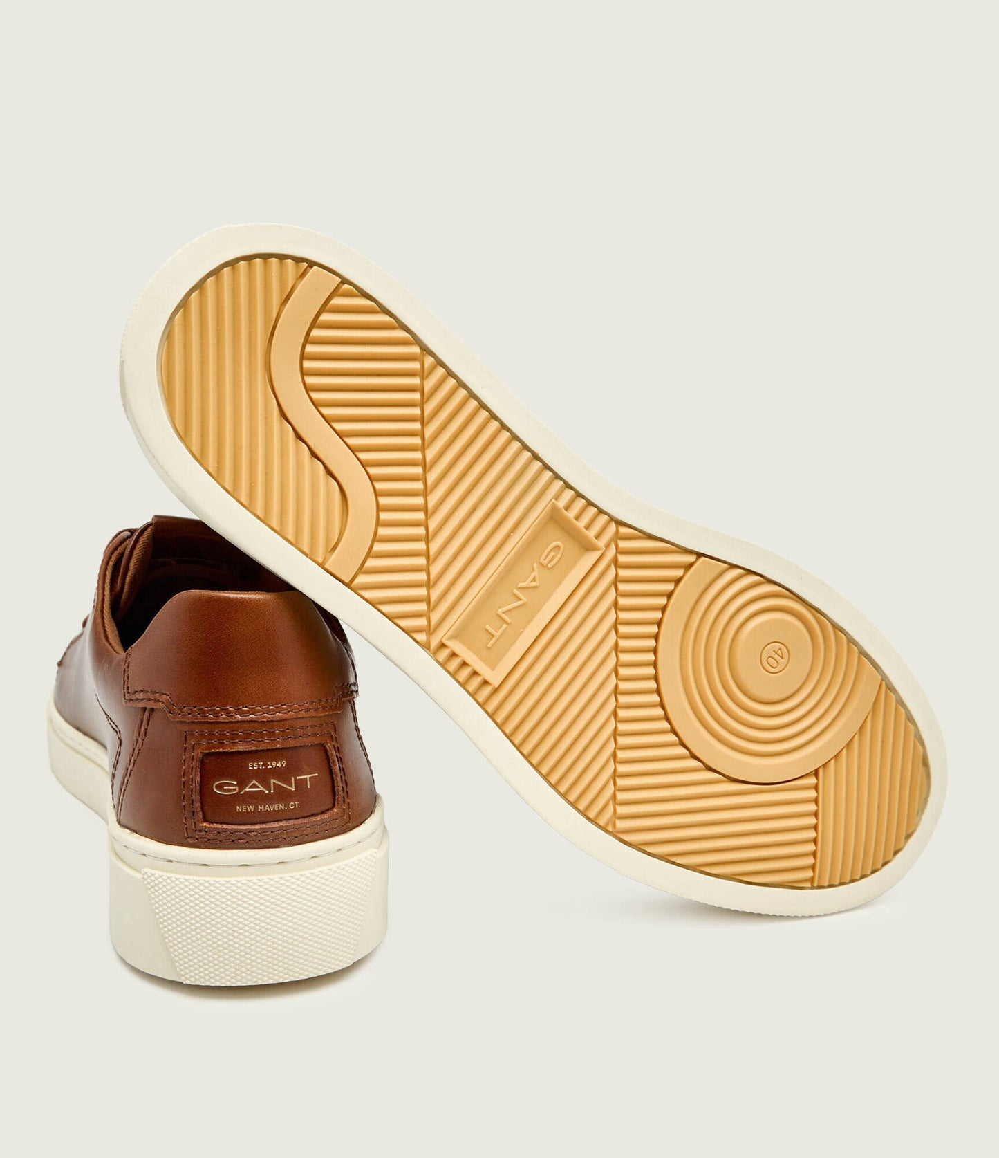 GANT Premium Leather Classic Sneakers – Smart Casual Edition