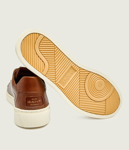 GANT Premium Leather Classic Sneakers – Smart Casual Edition