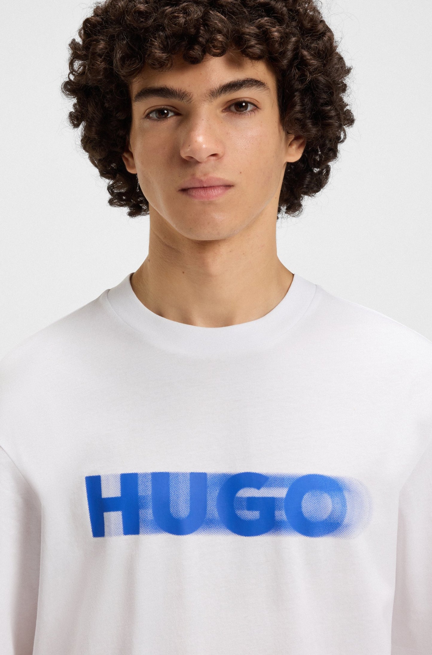 HUGO Men's Motion Blur Logo Luxury T-Shirt - Light Blue